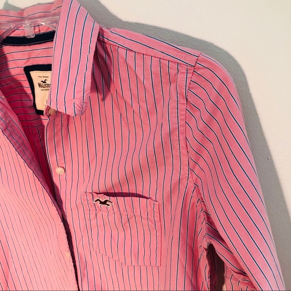 S Hollister Button Up Top - Picture 3 of 4